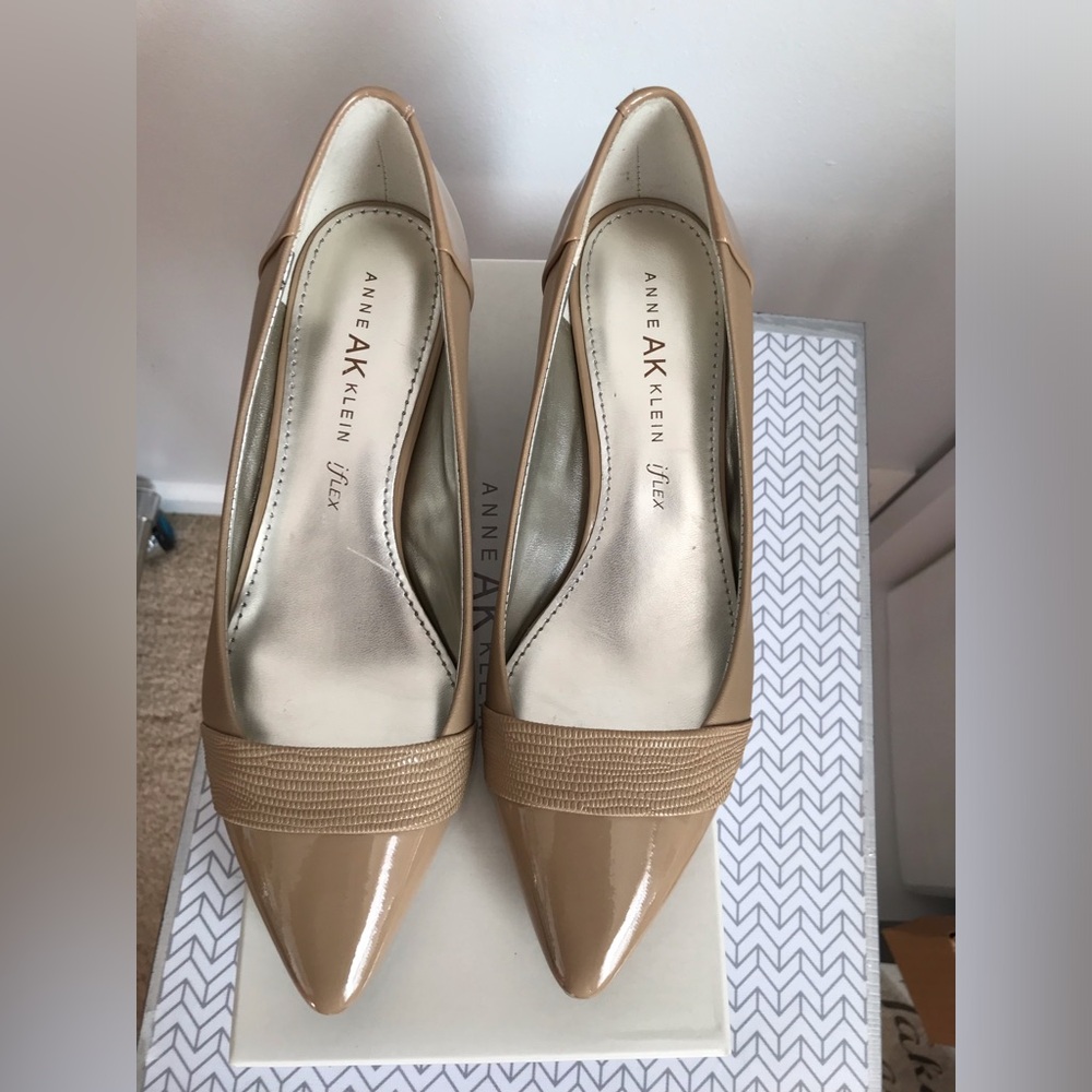 Anne Klein kitten heel shoes